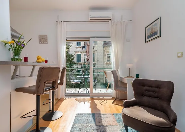 Apartman At Bacvice *